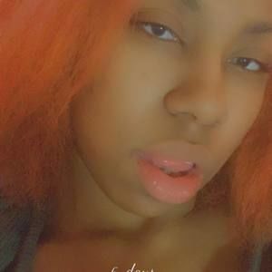 Meet your Posher, Mia